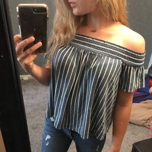 Striped off the shoulder top SIZE small